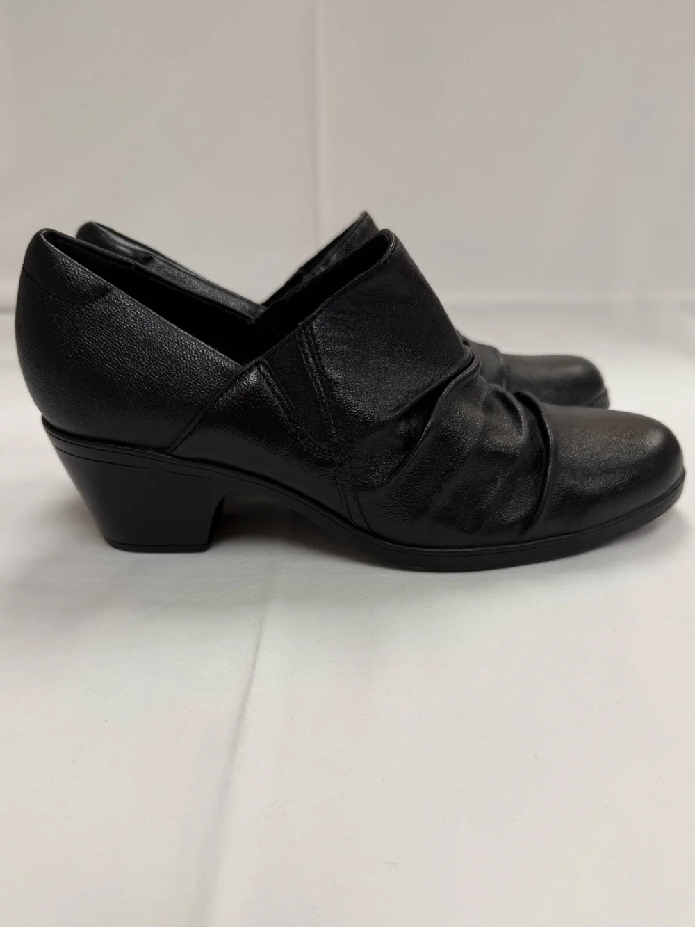 Clarks Collection Black Leather Comfort Heels Loafers‎ Slip On Shoes Womens 9 M